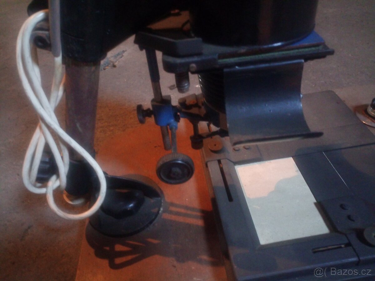 Prodám historický zvětšovalk - 2