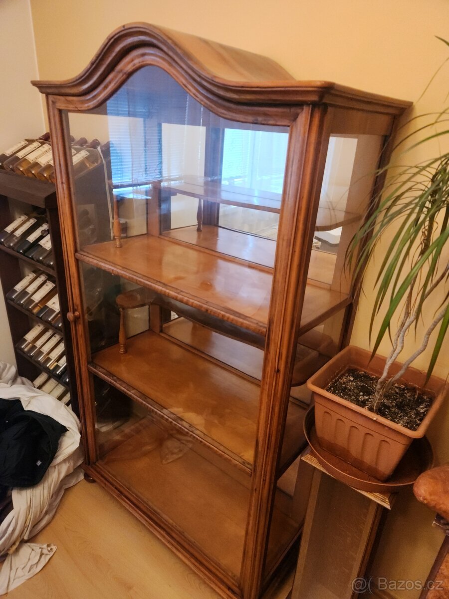 Vitrína / Sklenik - 2