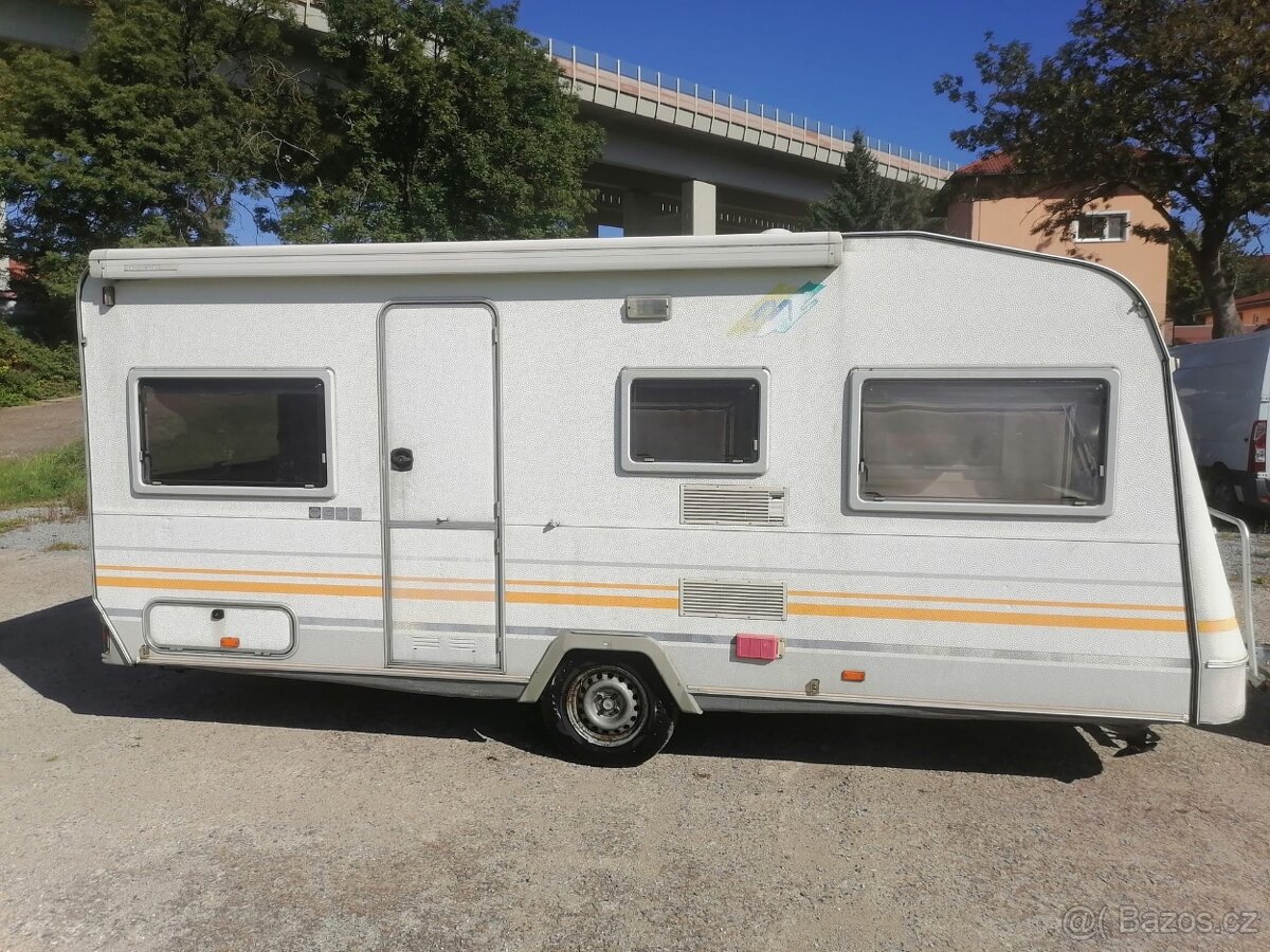 Karavn Knaus, Kuchyňka, Koupelna, Topení - 2