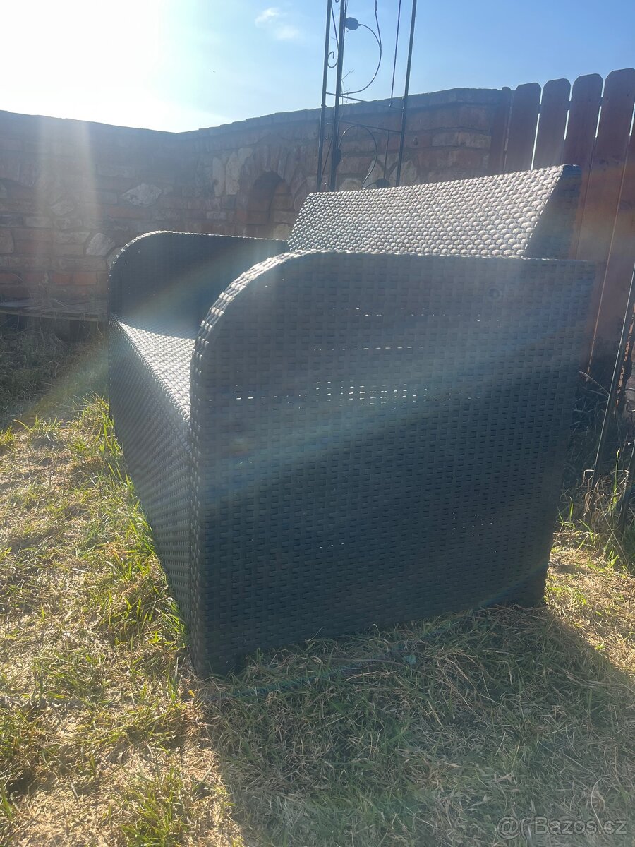 Zahradní nábytek - 2