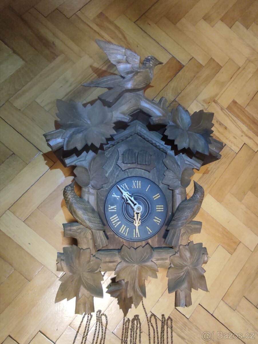 Staré hodiny kukačky - 2