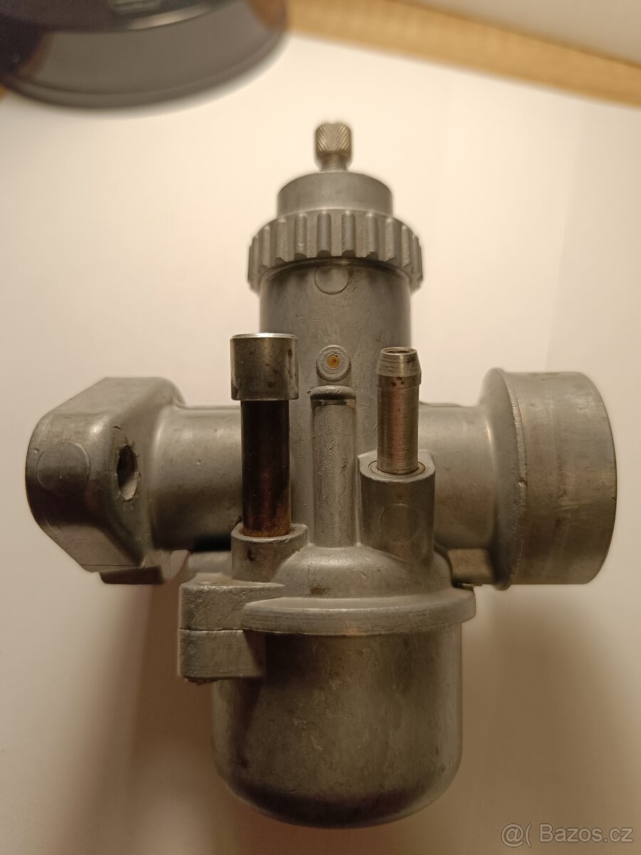 Karburátor MF-70 - 2