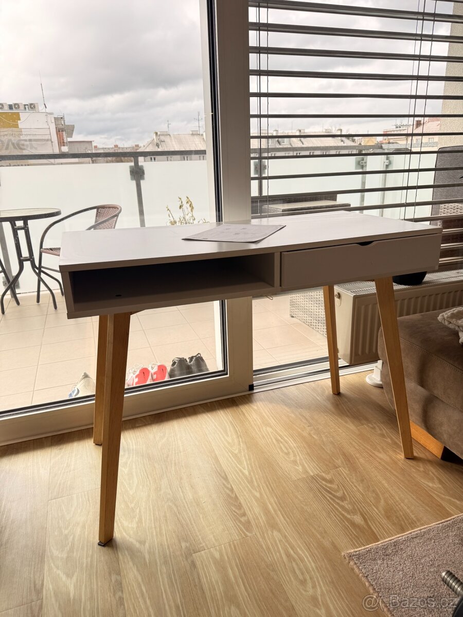 Psací stůl bílý TAMHOLT - 2