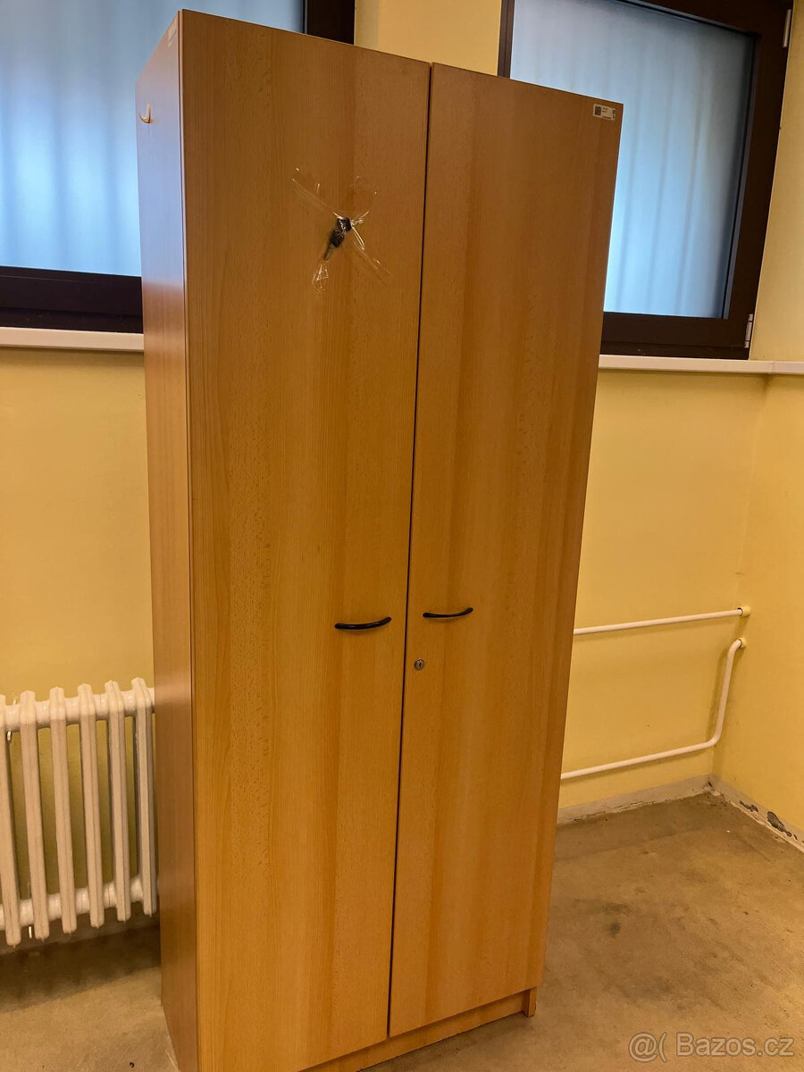 prodám skříně - 2