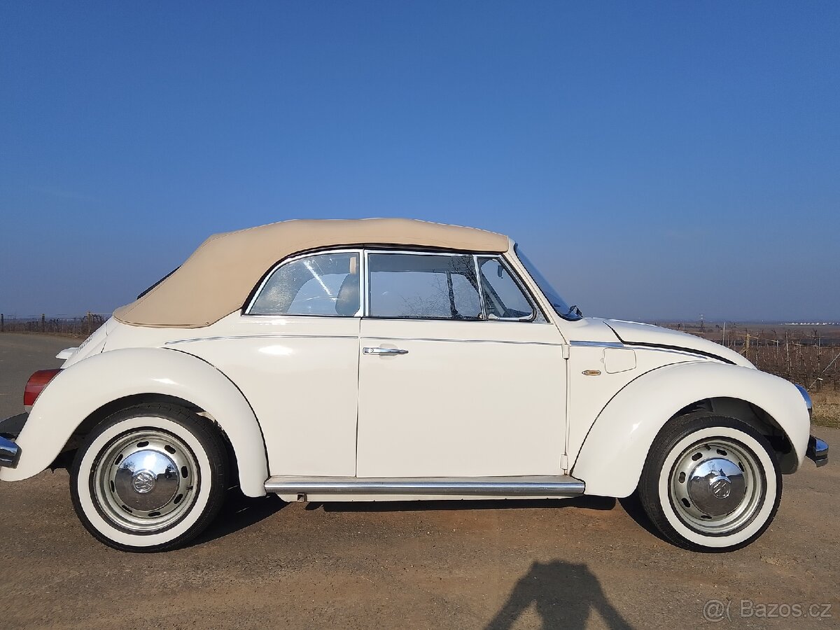 VW brouk Cabrio 1.6 - 2