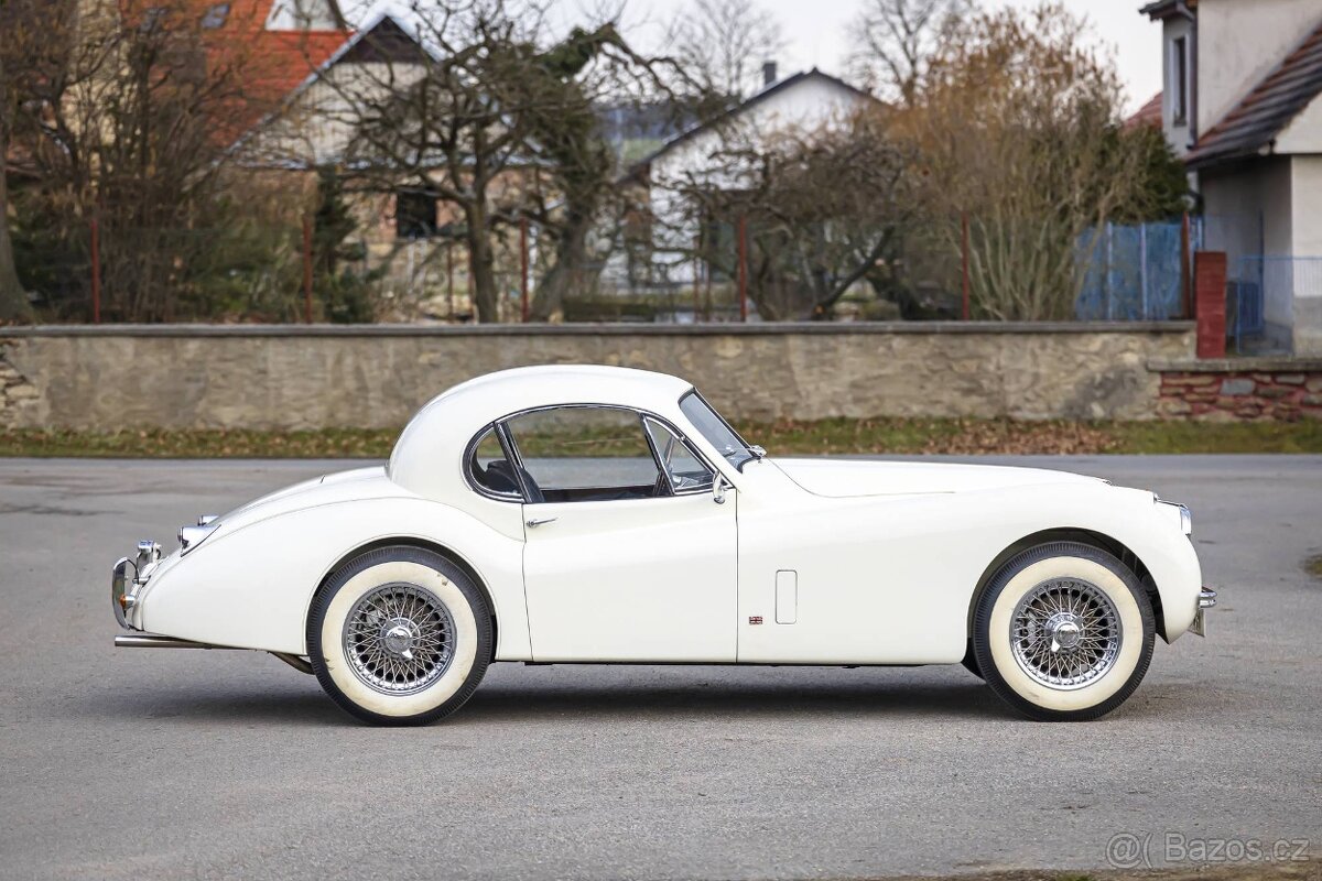 Jaguar XK120 Coupe - 2