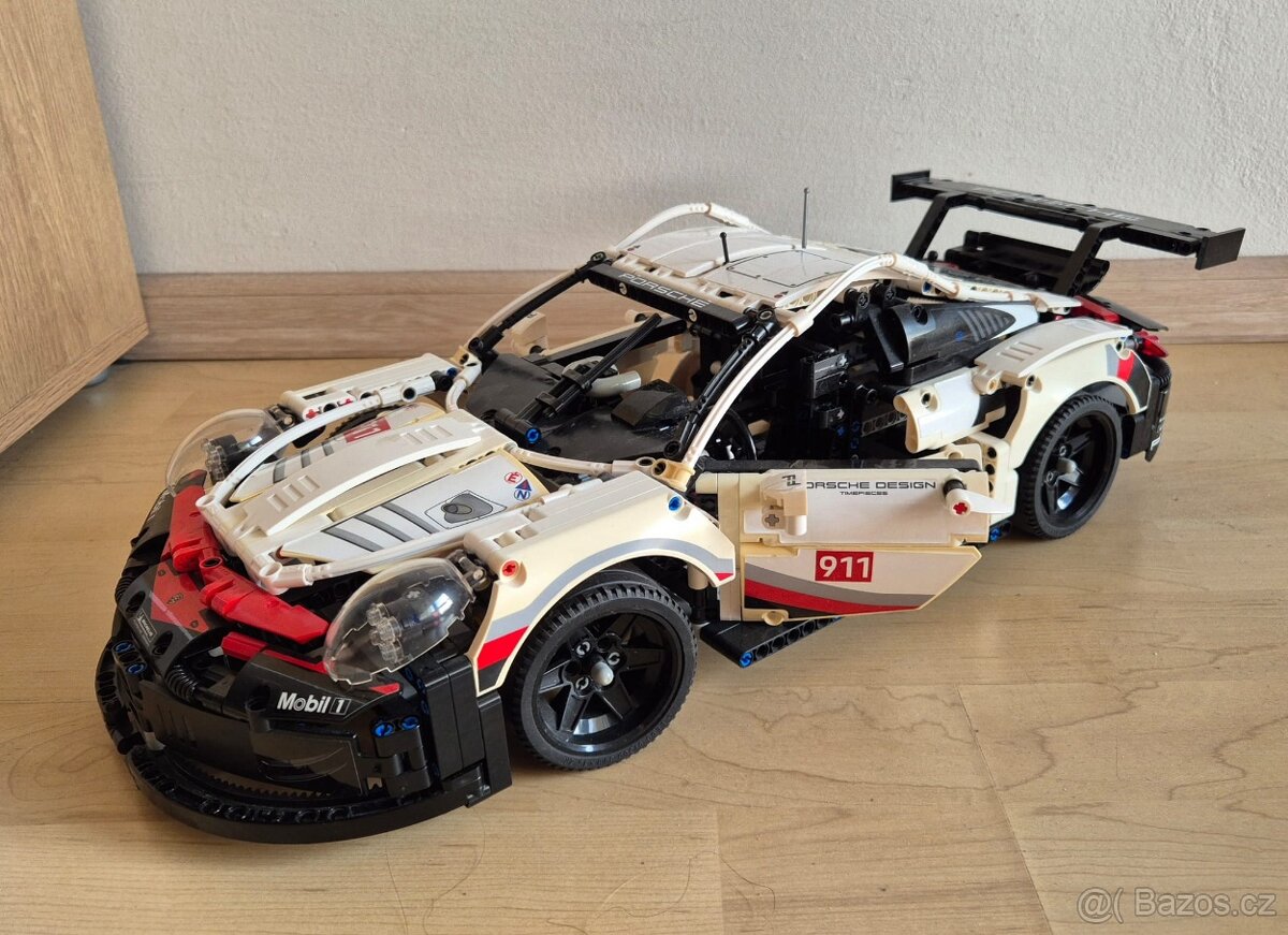 LEGO TECHNIC PORSCHE 911 - 2