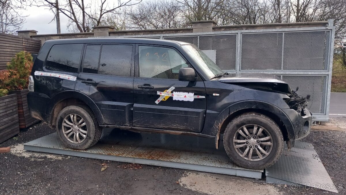 Mitsubishi Pajero IV 3,2DID 147kW, kód motoru 4541,manual - 2