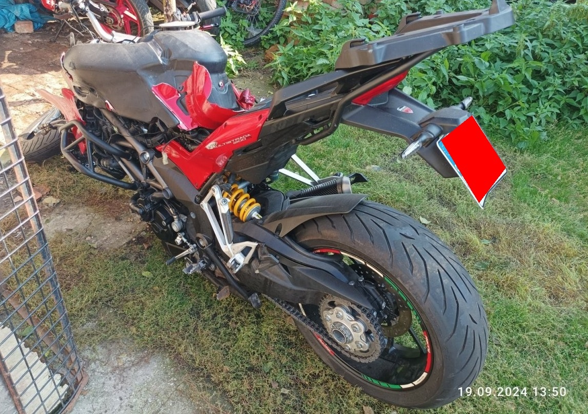 Ducati Multistrada 1200s 2010 po nehodě - 2