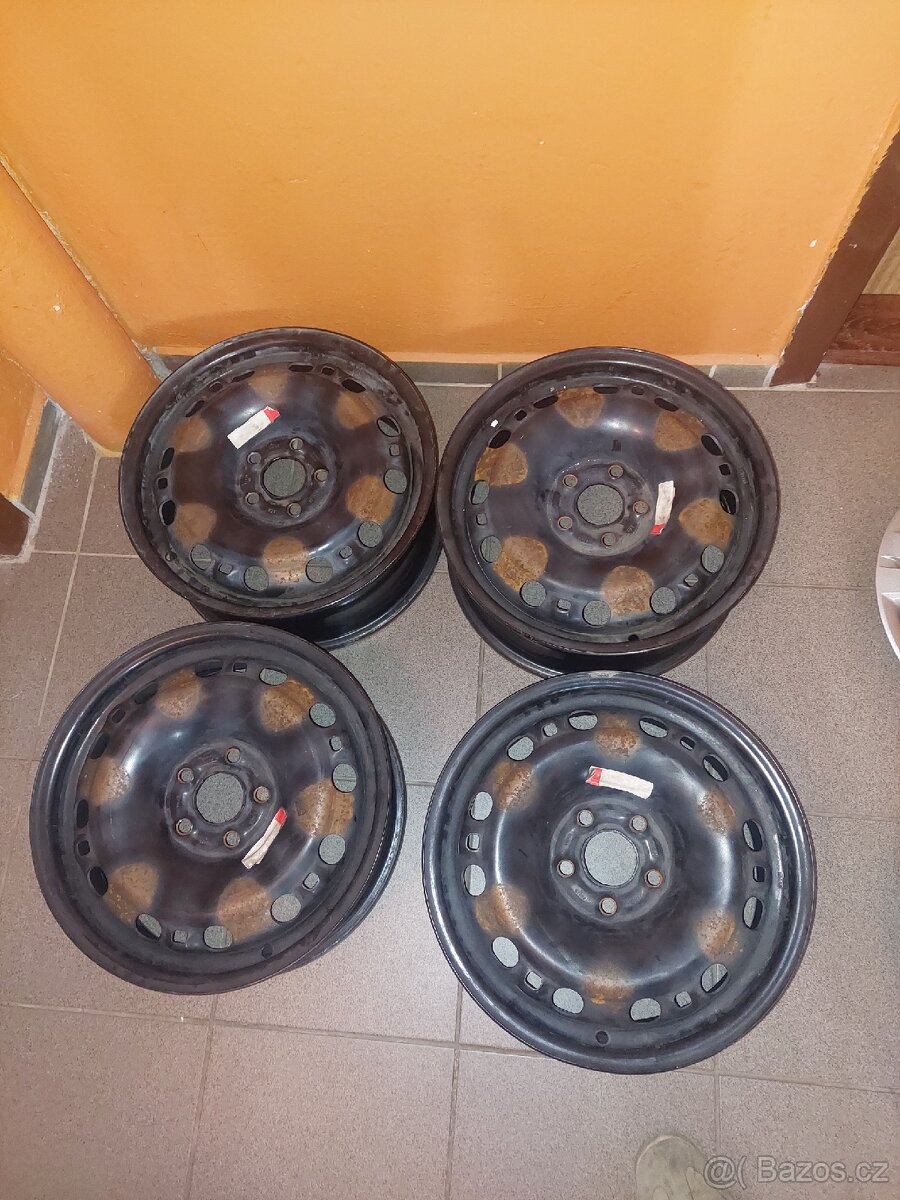 Prodej disků 6JX15 - 2