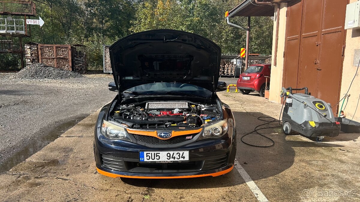 Subaru WRX STI Hatchback - 2