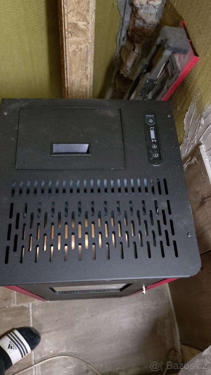 Prodám Peleťová kamna - 2