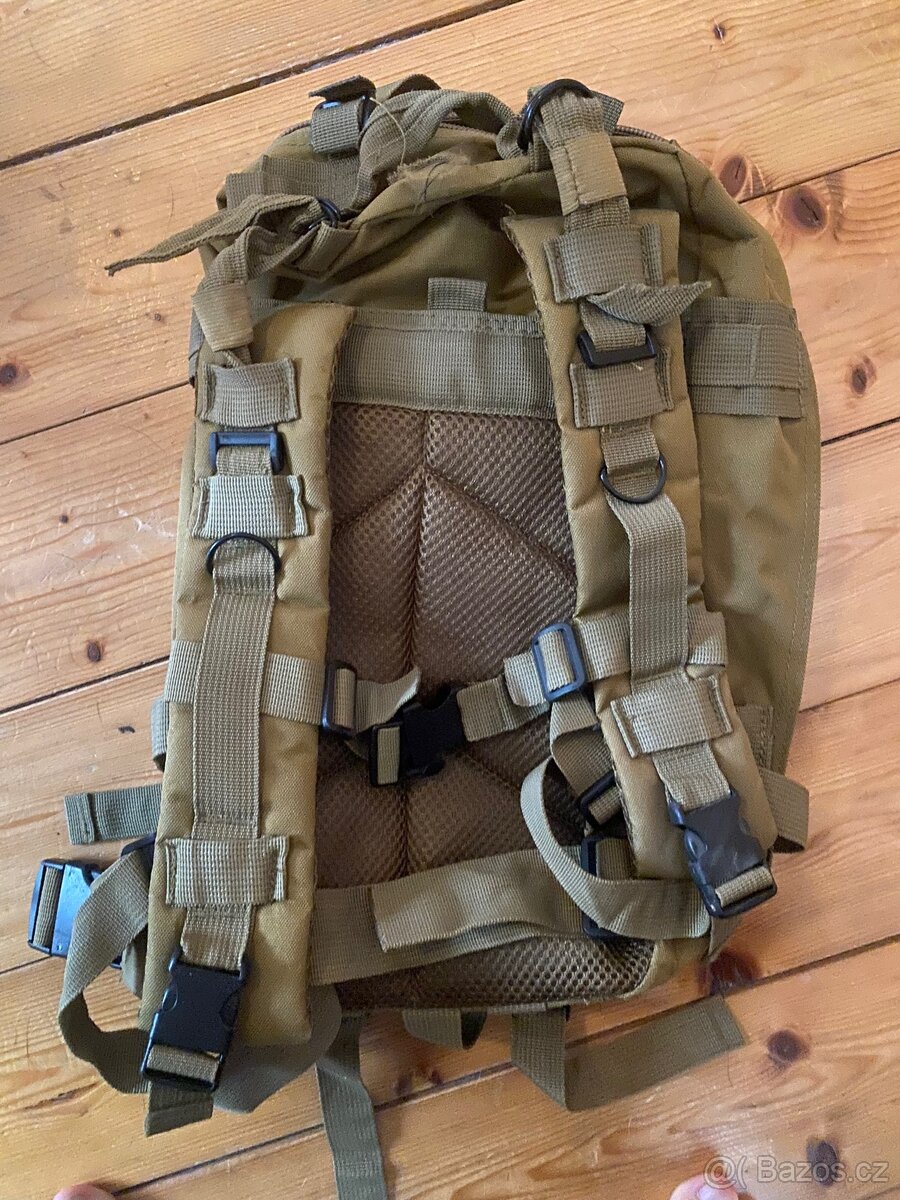 Vojenský batoh - 2