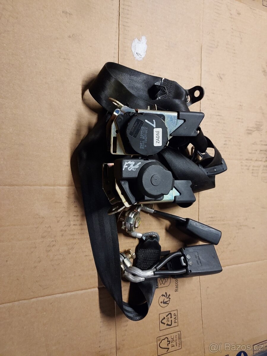 zadní pásy Fabia 1 - 2