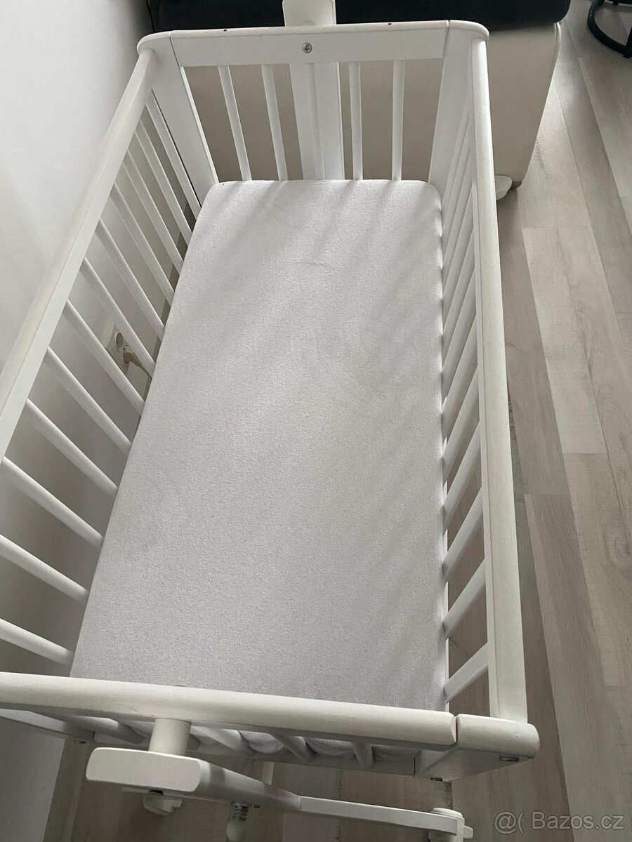 Dřevěná kolébka - 2