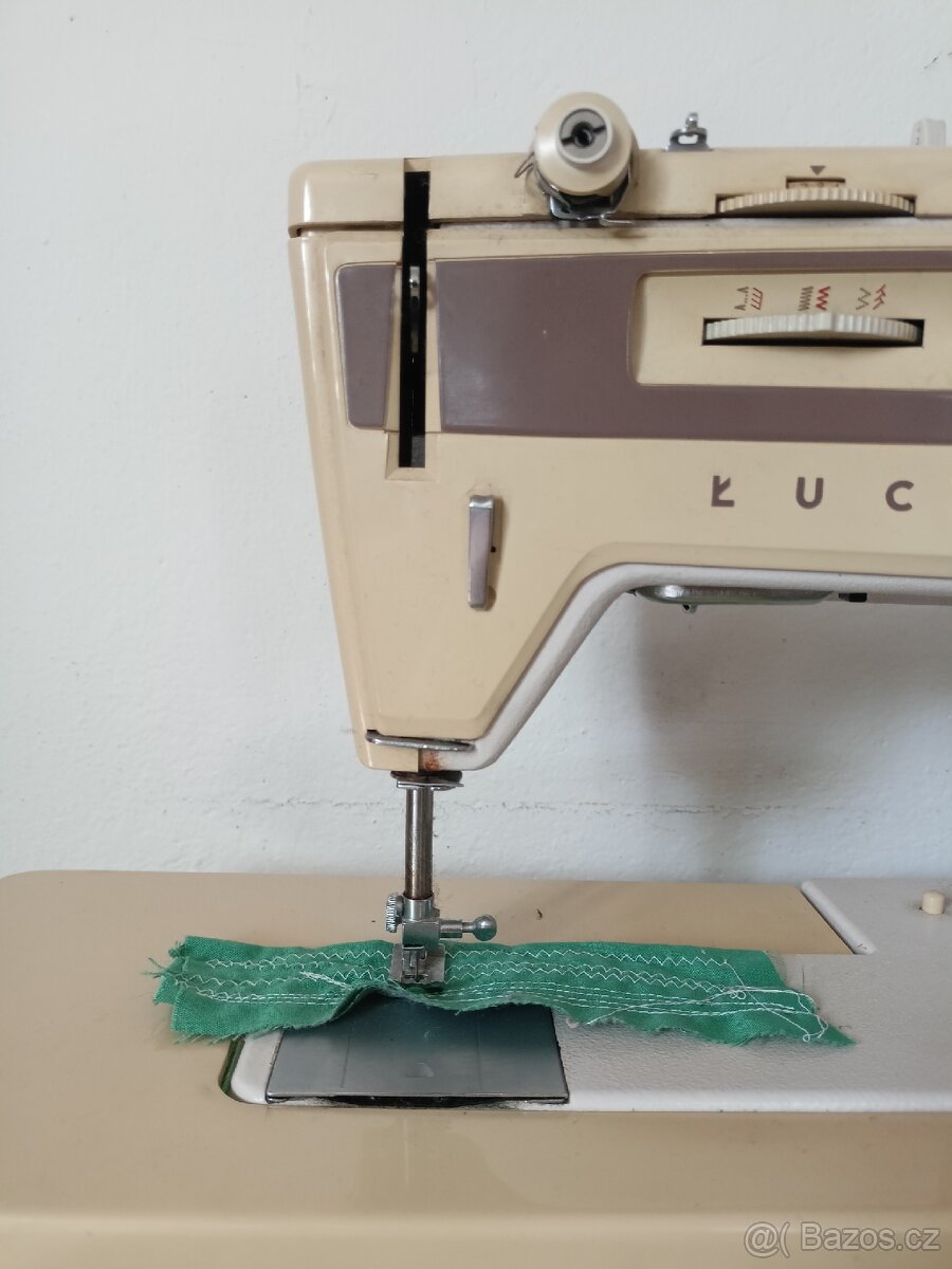 Šicí stroj Lucznik - 2