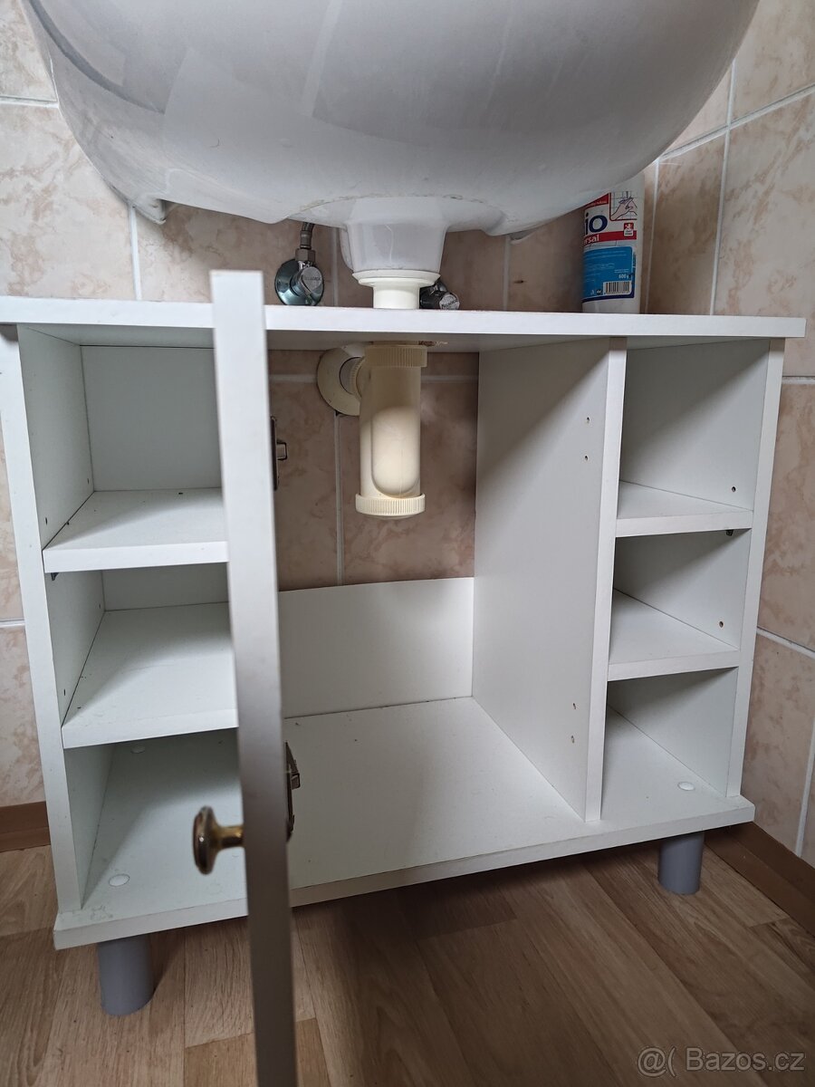 Skříňka pod umyvadlo - 2