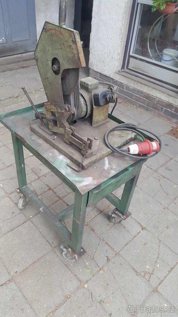 Pila na kov - rozbrušovačka - 2