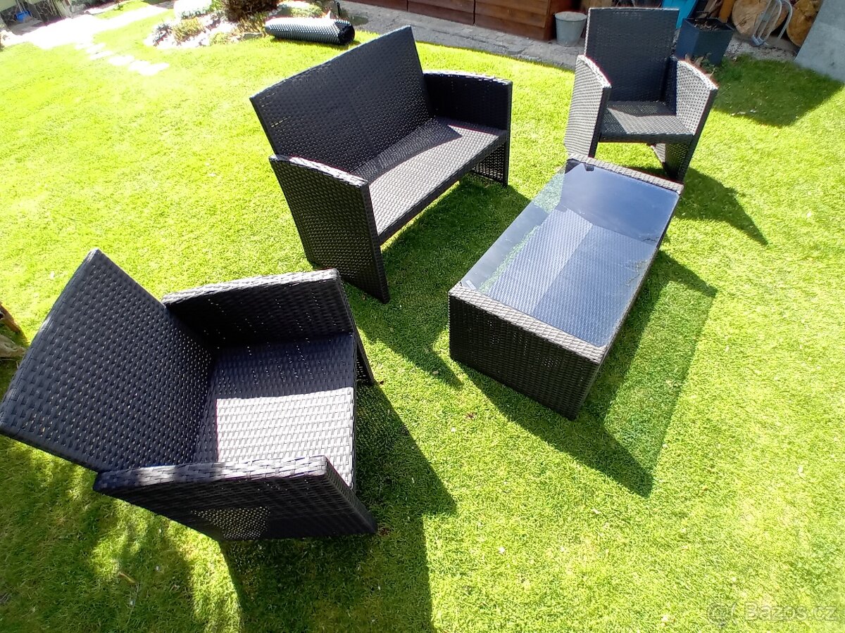 Ratanový nábytek - 2