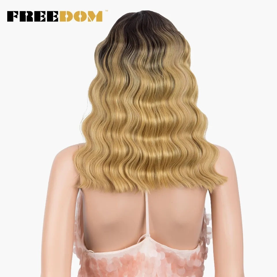 Nová blond Lacefront paruka s retro vlnami a tmavým odrostem - 2