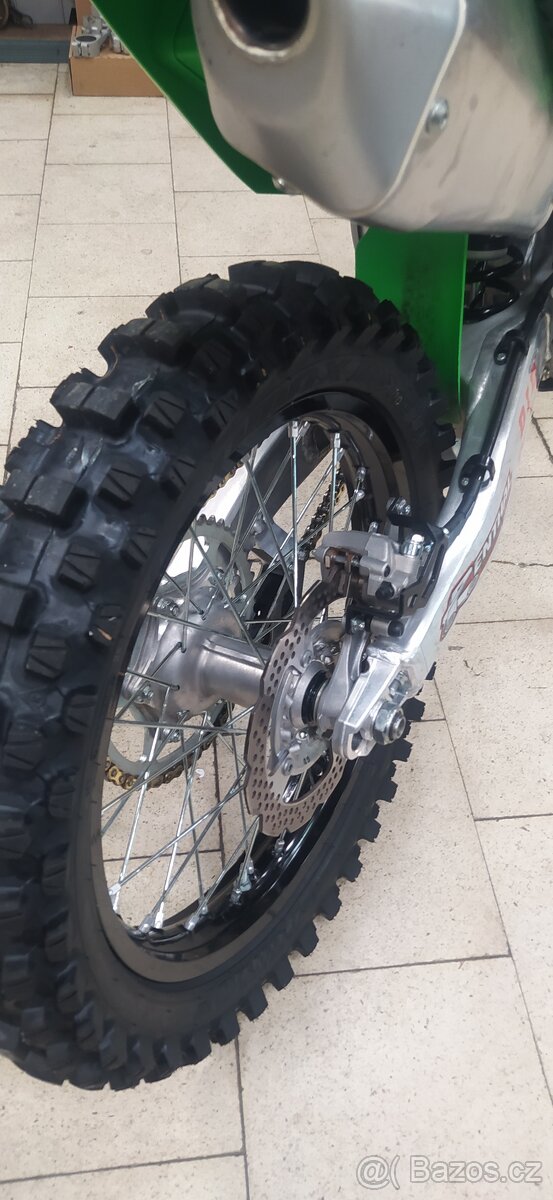 Kawasaki KXF 450 - 2