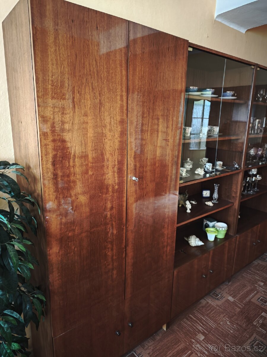 Retro obývací stěna - 2