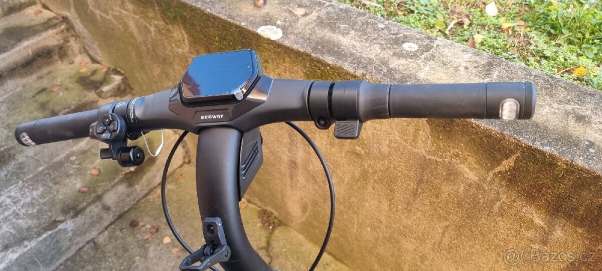 Segway zt3 pro e koloběžka - 2