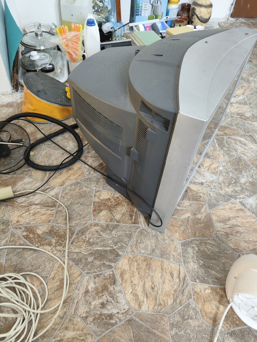 TV LG stará televize - 2