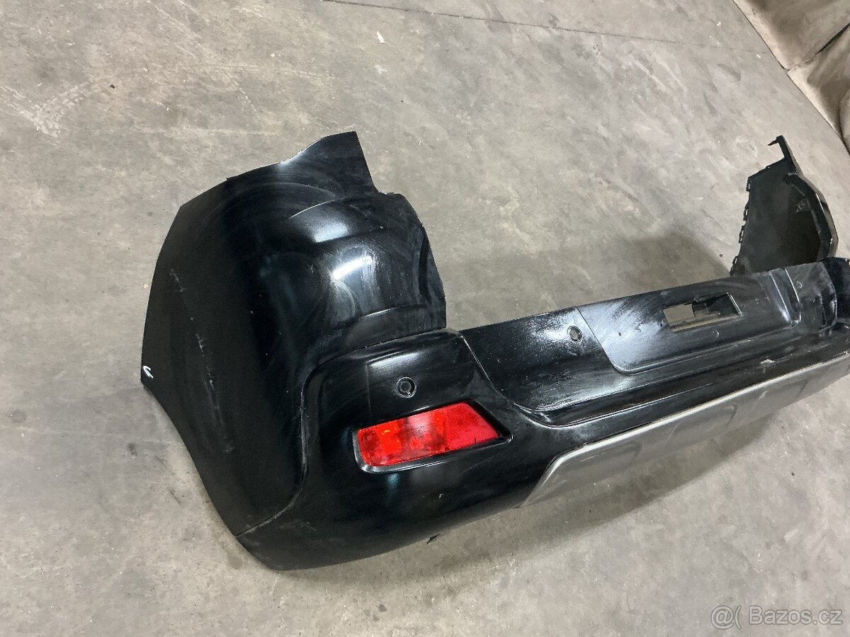 Peugeot 3008 - zadní nárazník. - 2