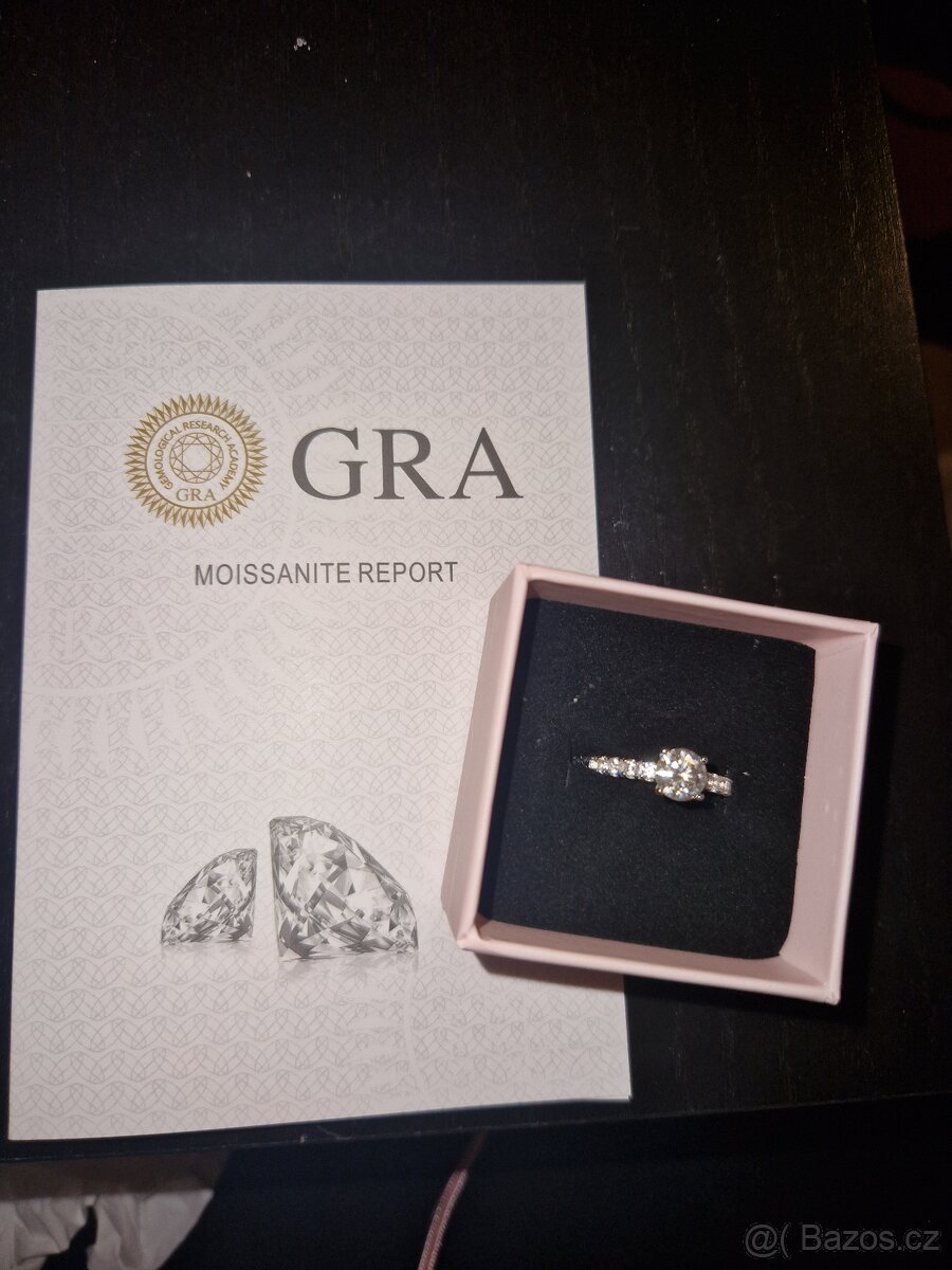 Zásnubní prsten s moissanitem vel 49 - 2