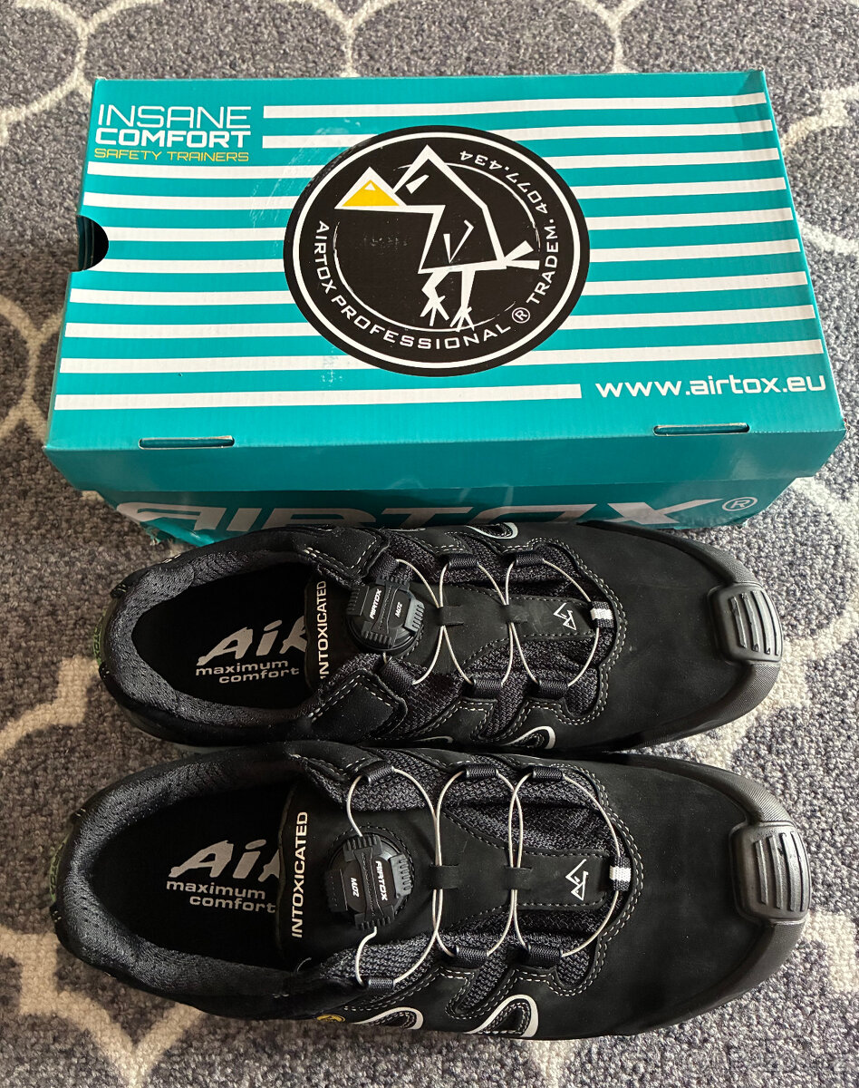 ZNAČKOVÉ PRACOVNÍ BODY - 44 - AIRTOX - 1500 Kč. - 2