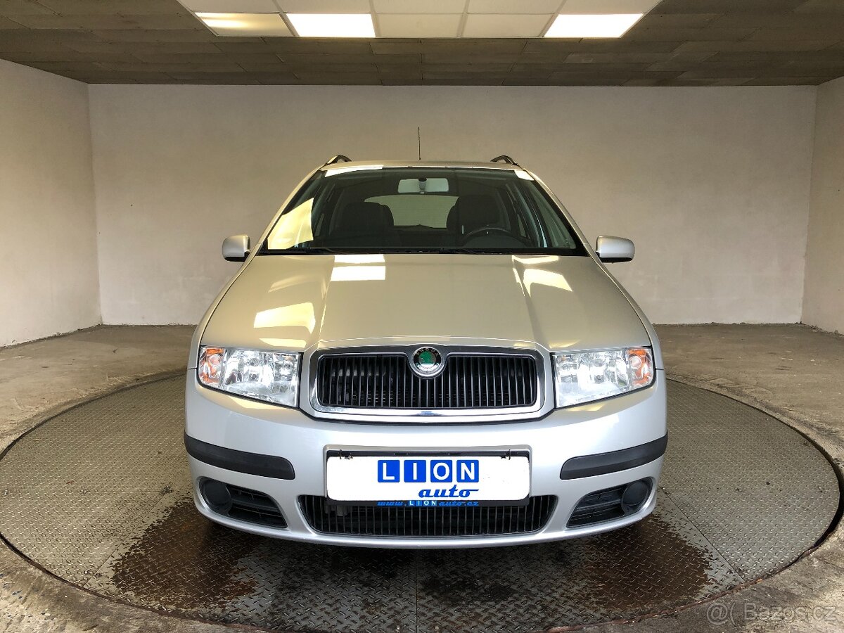 ŠKODA FABIA COMBI 1.4 16V SPORT - 2