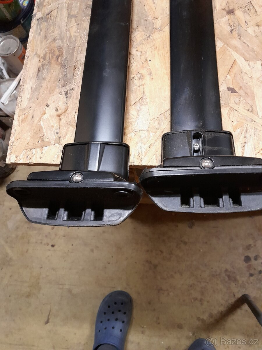 Prodám příčníky na Hondu CRV R.v.2020 -2024 - 2