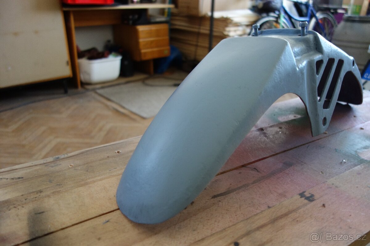 Přední blatník - 2