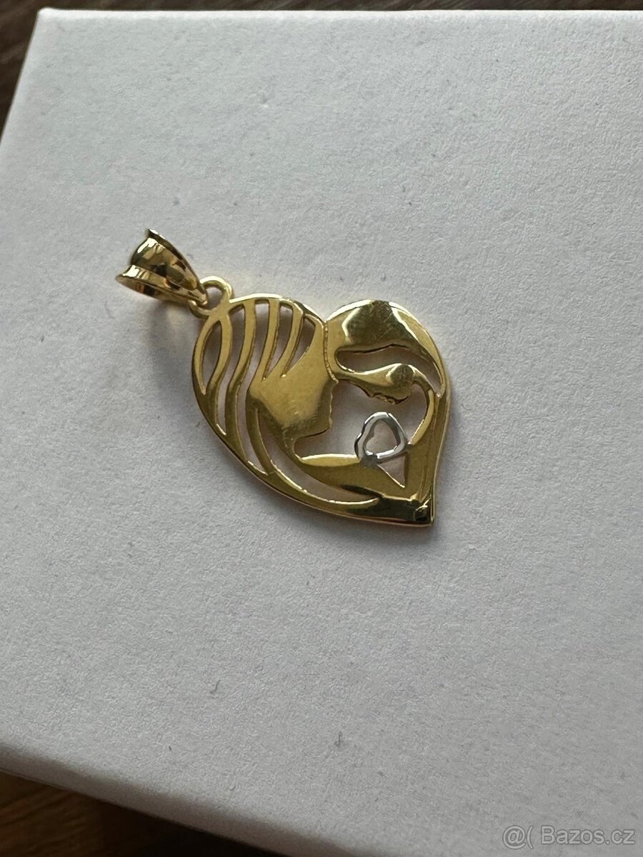 Zlatý přívěsek - 2