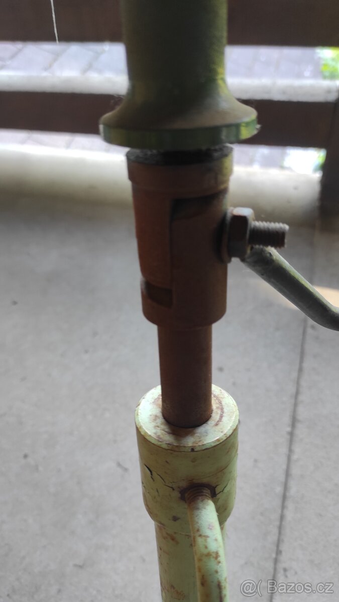 Malířský kruh se stojanem - 2