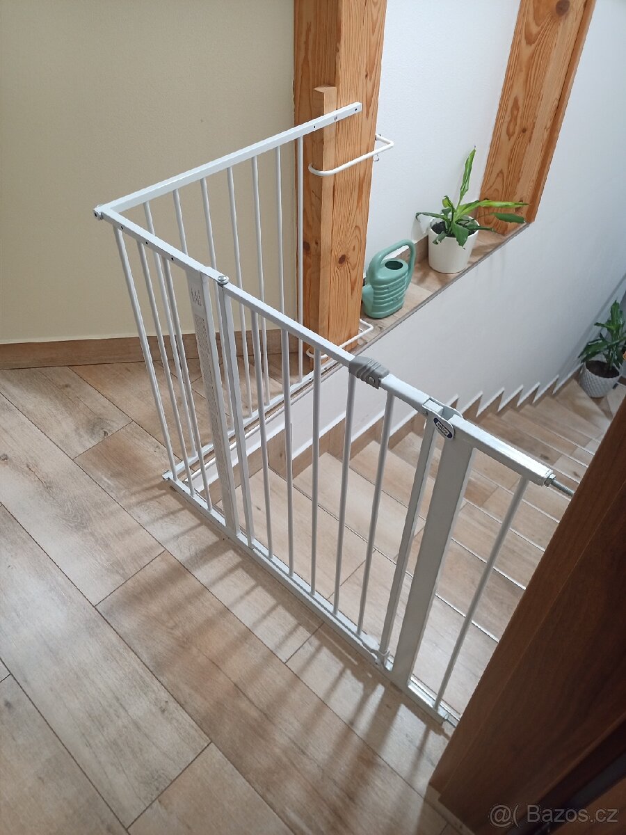 Dětská schodišťová zábrana - 2