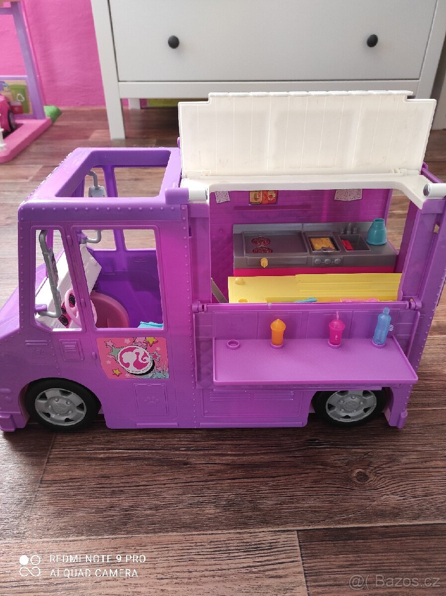 Barbie pojízdná restaurace - 2