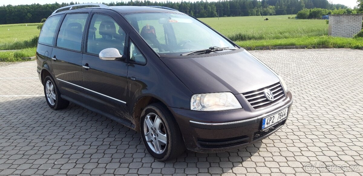 VW Sharan 1.9 TDI Freestyle 85 kw nová STK - 2