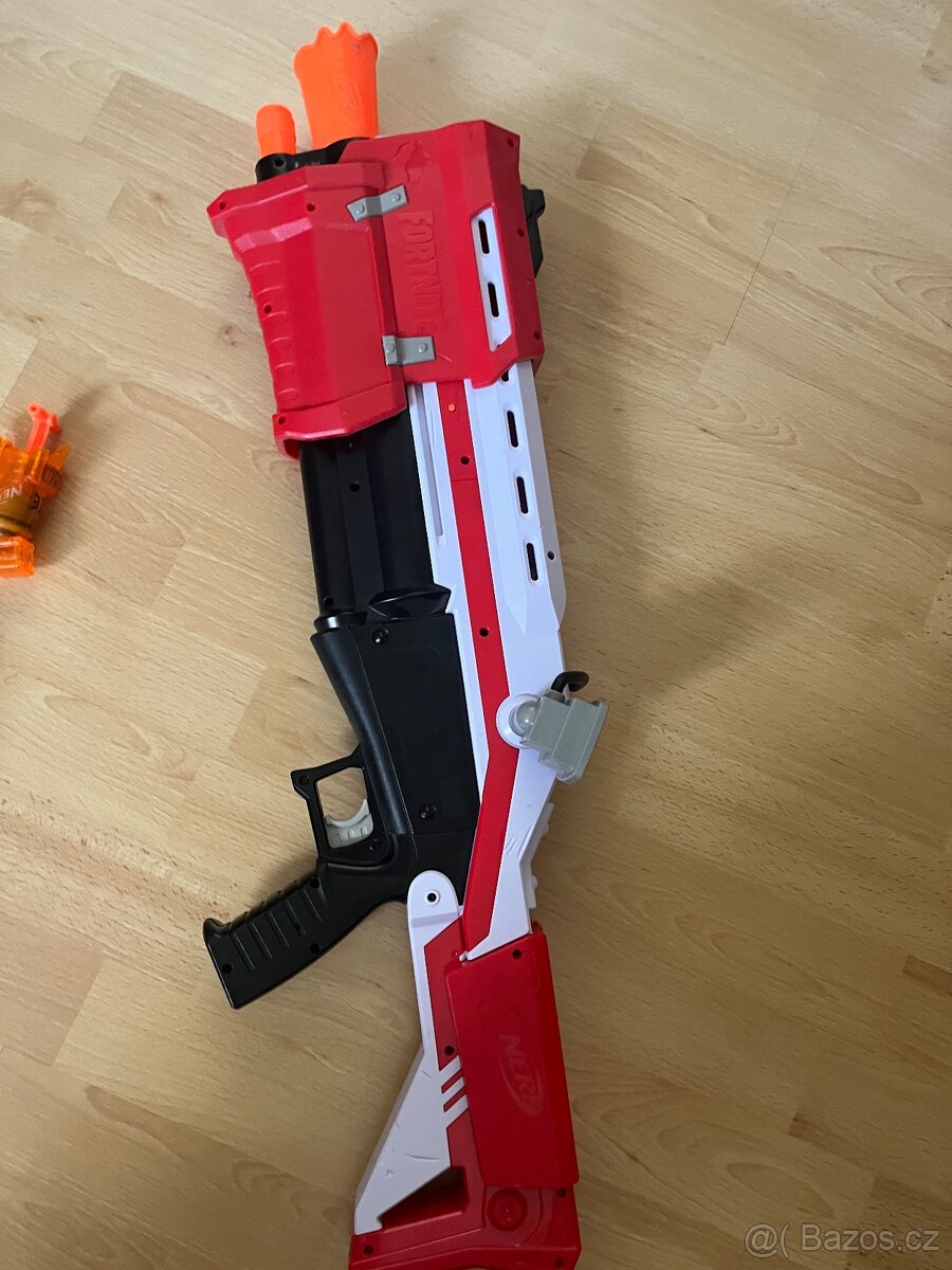 Nerf pistole a příslušenství - 2