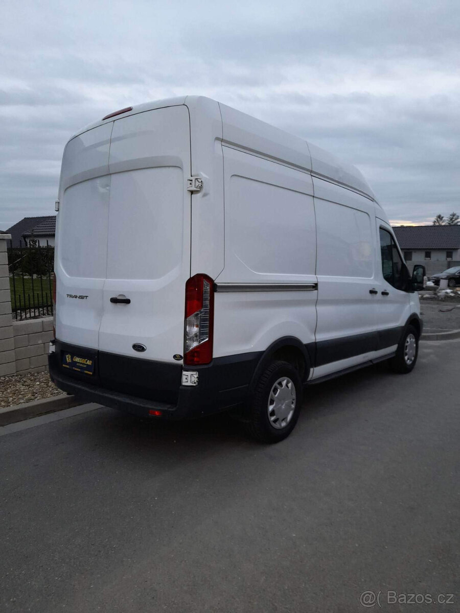 Pronájem dodávky Ford Transit - 2