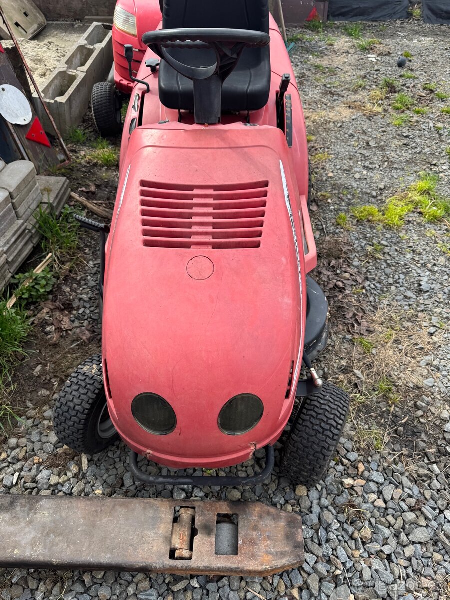 Zahradní traktůrek - 2