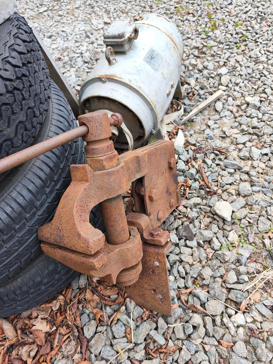 Kovářský svěrák - 2