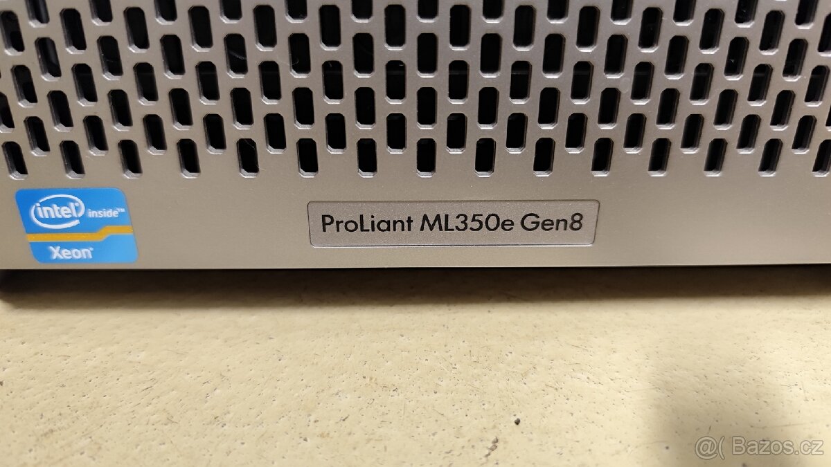 Server HP ProLiant ML350e Gen8 - 2