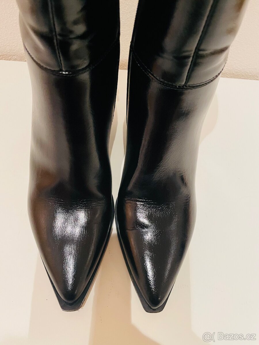 Polokozačky do špičky na podpatku vel. 37 JENNY top stav - 2