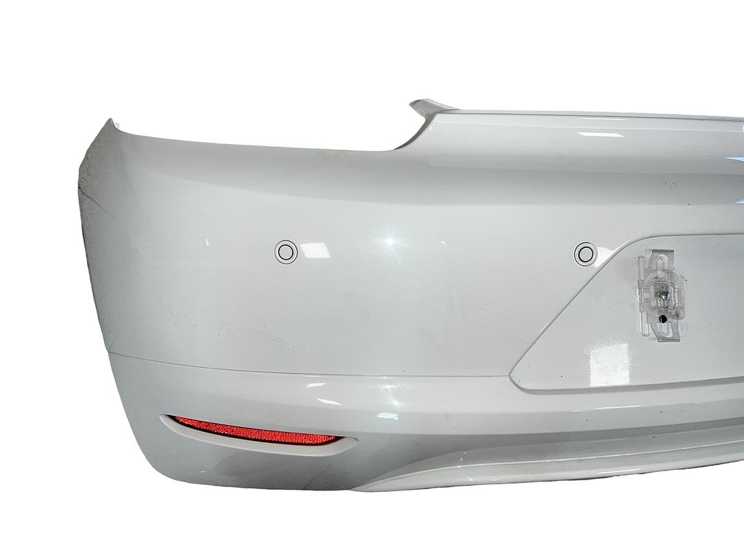Zadní nárazník bílá barva LB9A VW Scirocco 3 r.v. 2010 - 2