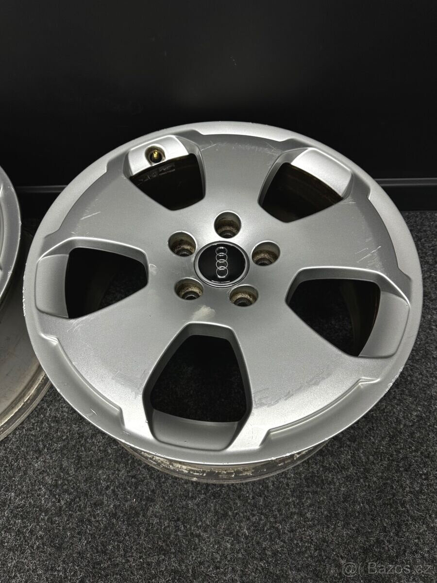 Alu AUDI 5x112 17” 8P0601025C - 2