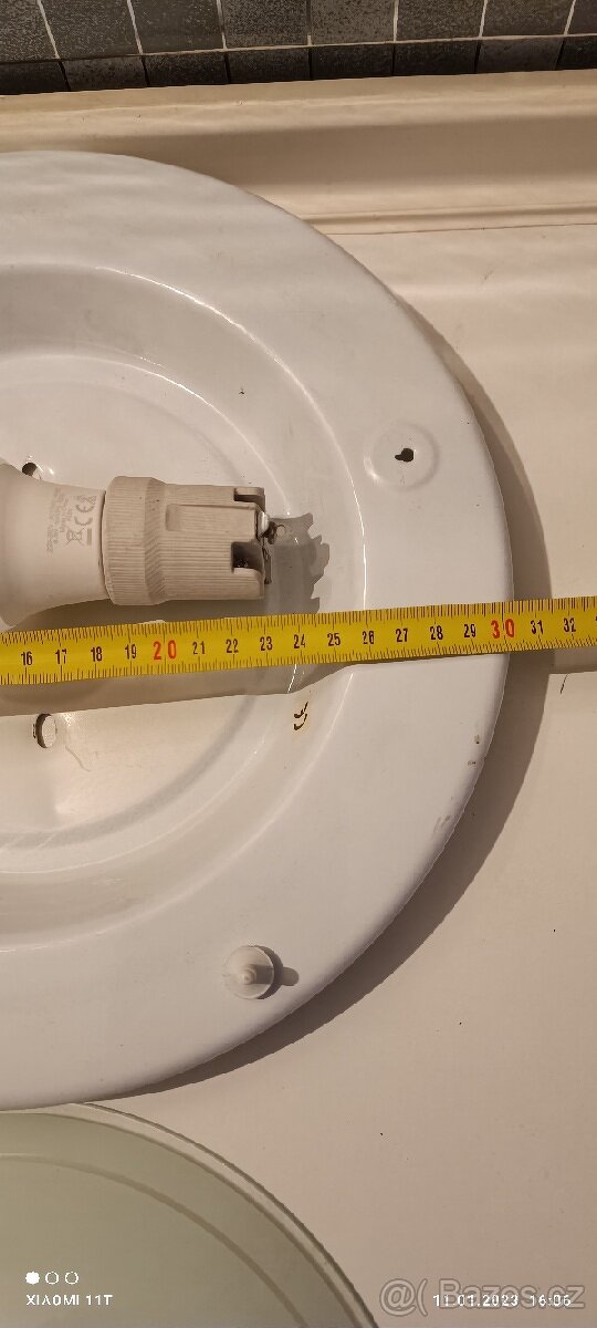 2x stropní osvětlení - 2