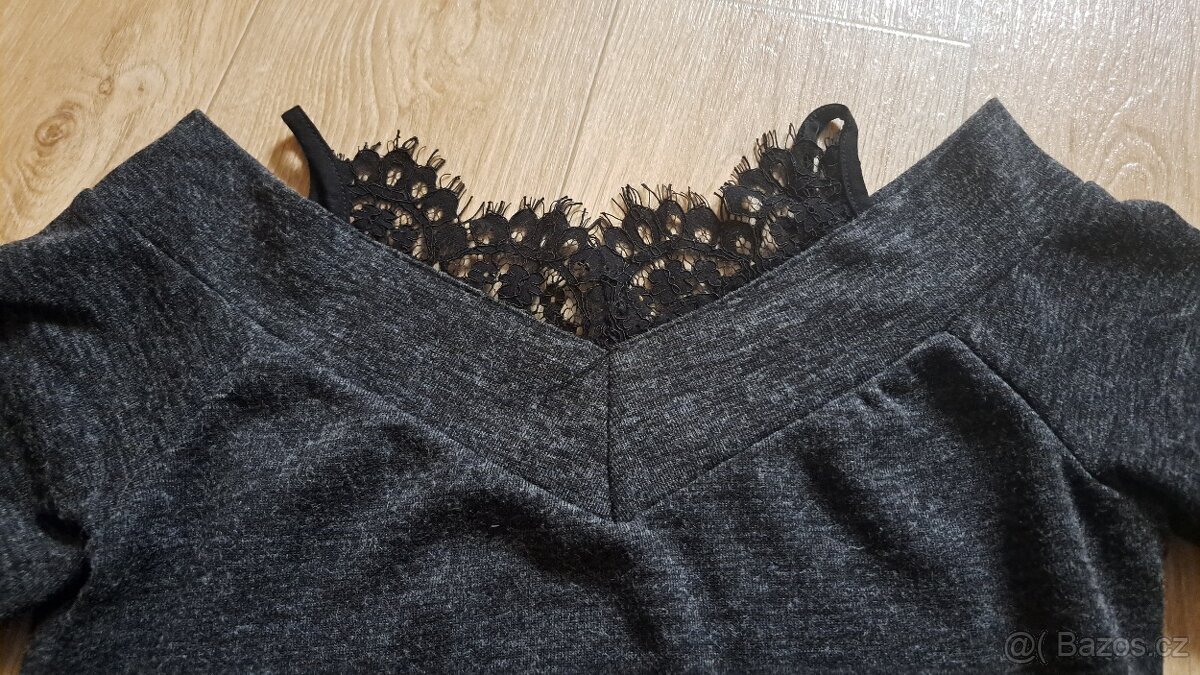 teplejší triko (svetřík) s dlouhým rukávem a krajkou - 2