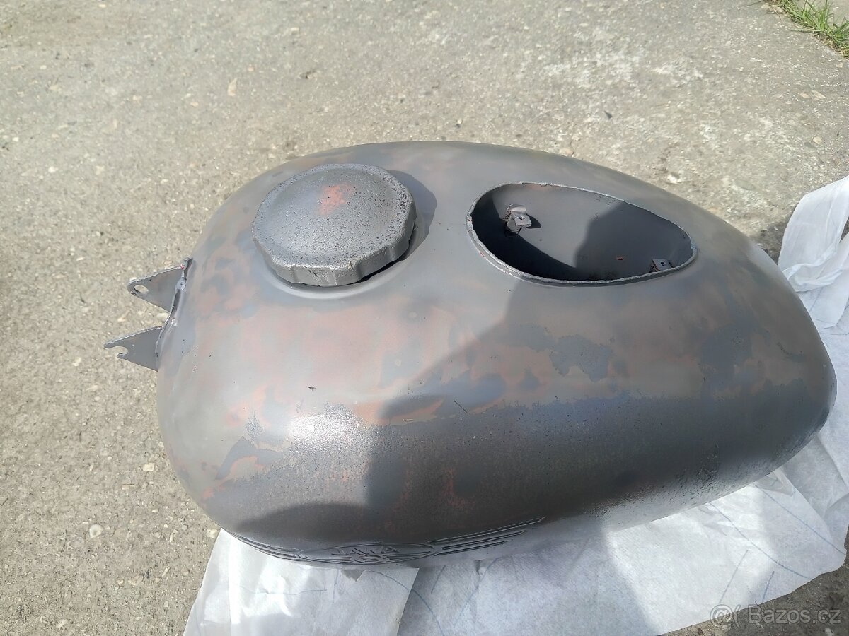 Nádrž Jawa ČZ asi malá kyvačka - 2